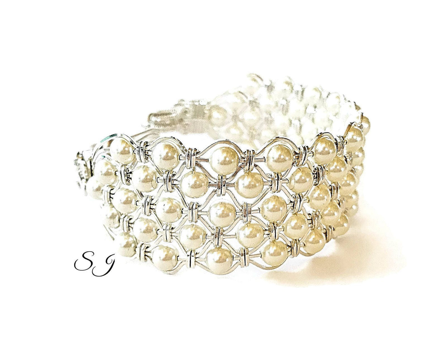 Silver Cream Pearl Bracelet